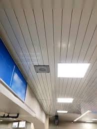 駅舎画像1
